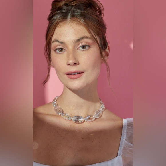 New Francesca’s Luxe Large Faceted Crystal Statement Necklace - Picture 2 of 5